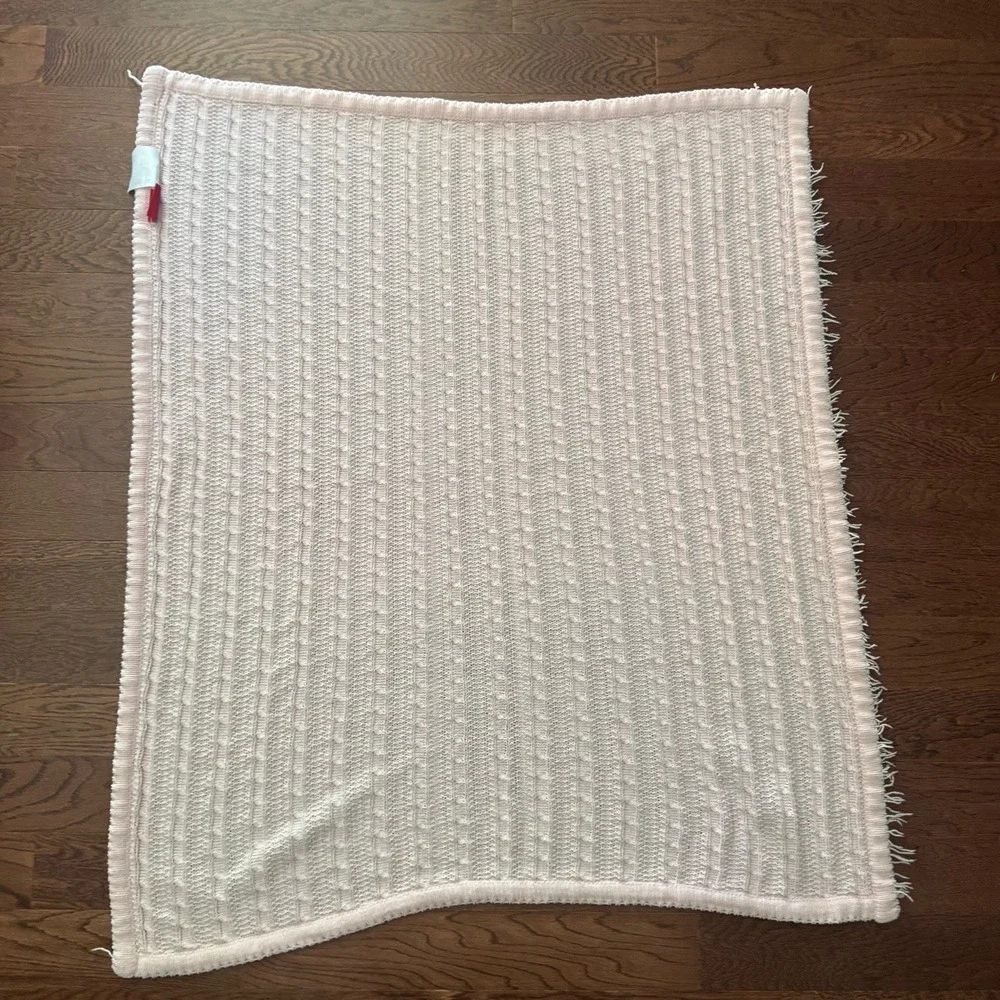 Target Amy Coe Pink Chenille Cable Knit Baby Blanket Limited Edition 36